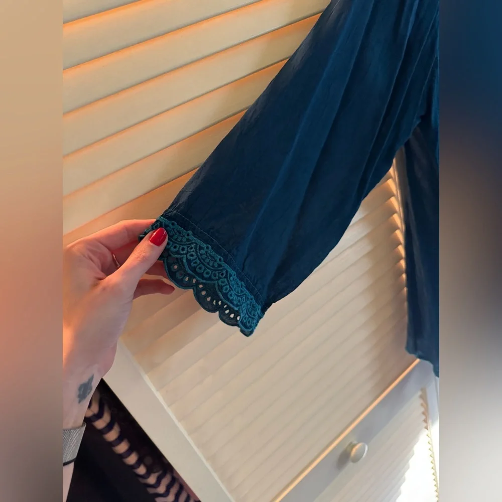 Johnny Was Size M Deep Teal Embroidered Blouse - Picture 8 of 8